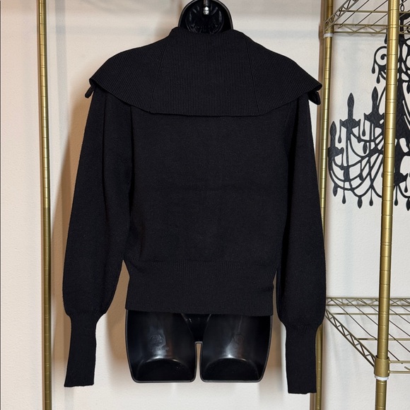 Sweater - Picture 3 of 9